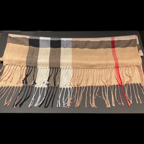 Stylish scarf - Picture 5 of 5